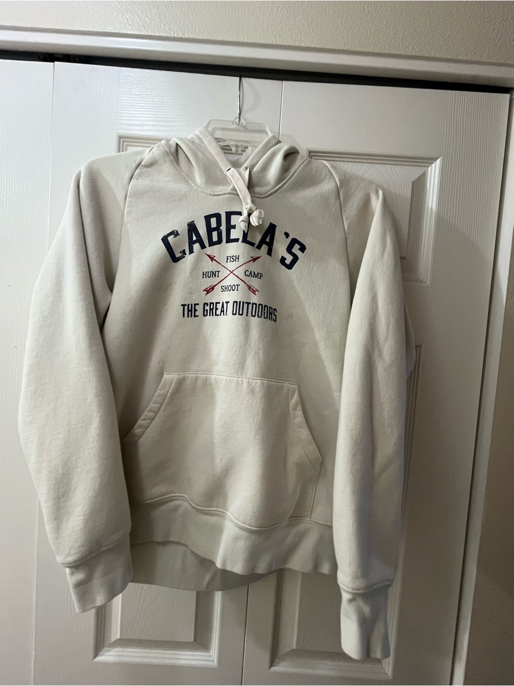 Cabela's Cream Pullover Hoodie with Navy Logo